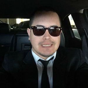 Meet your Posher, Joel